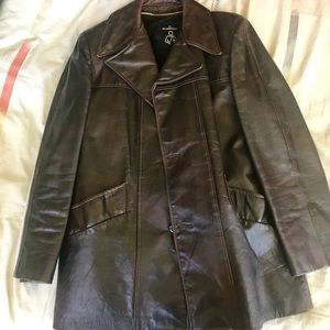 Men’s brown leather jacket